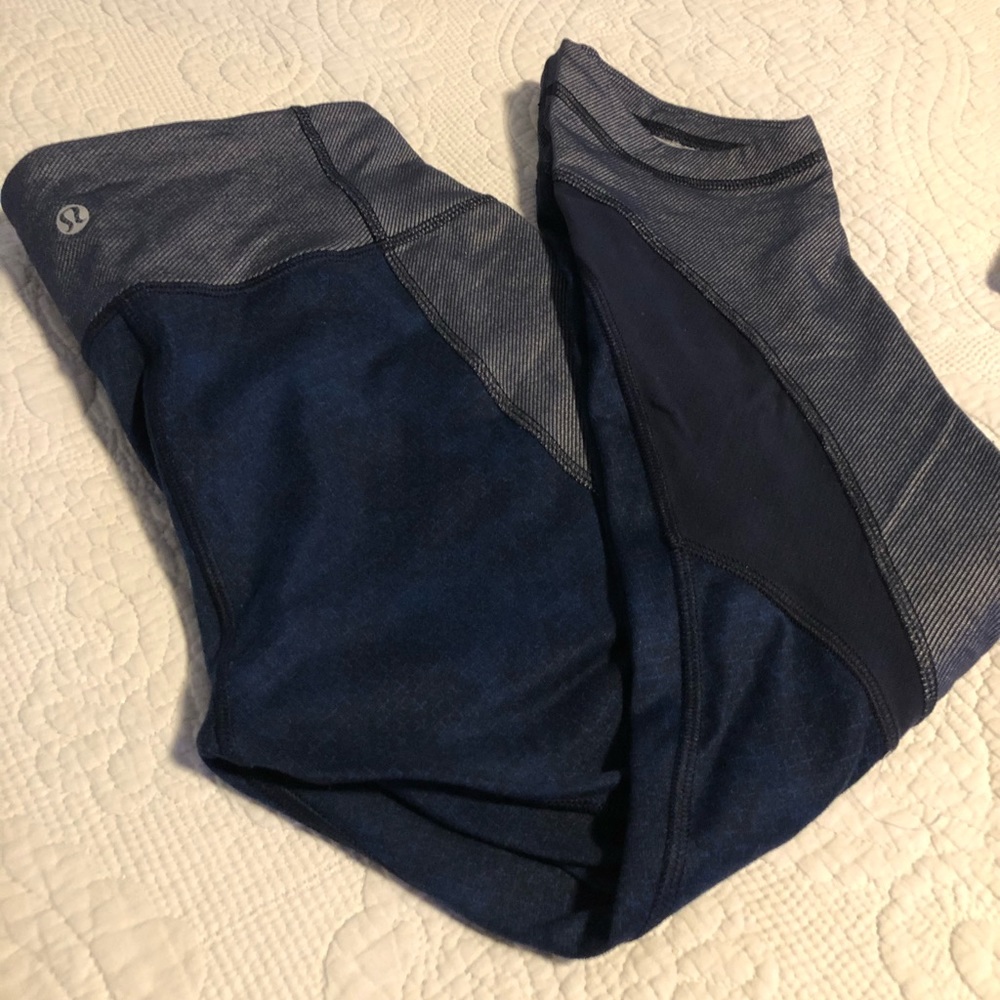 Lulu lemon crop workout bottoms